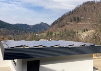 Domaca soncna elektrarna Podvelka
